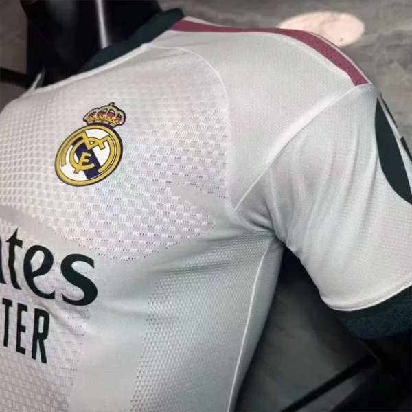 2026 Real Madrid Style Home Soccer Jersey - Elite White & Pink Football Shirt - Unbranded High-Performance Teamwear